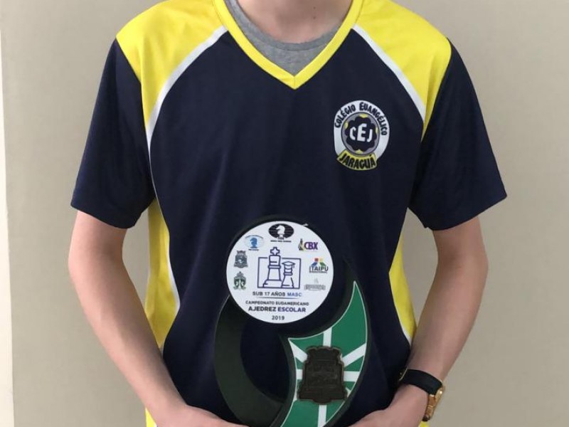 Alunos do CEJ vice-campeão Sul-americano de xadrez  escolar categoria 17 anos